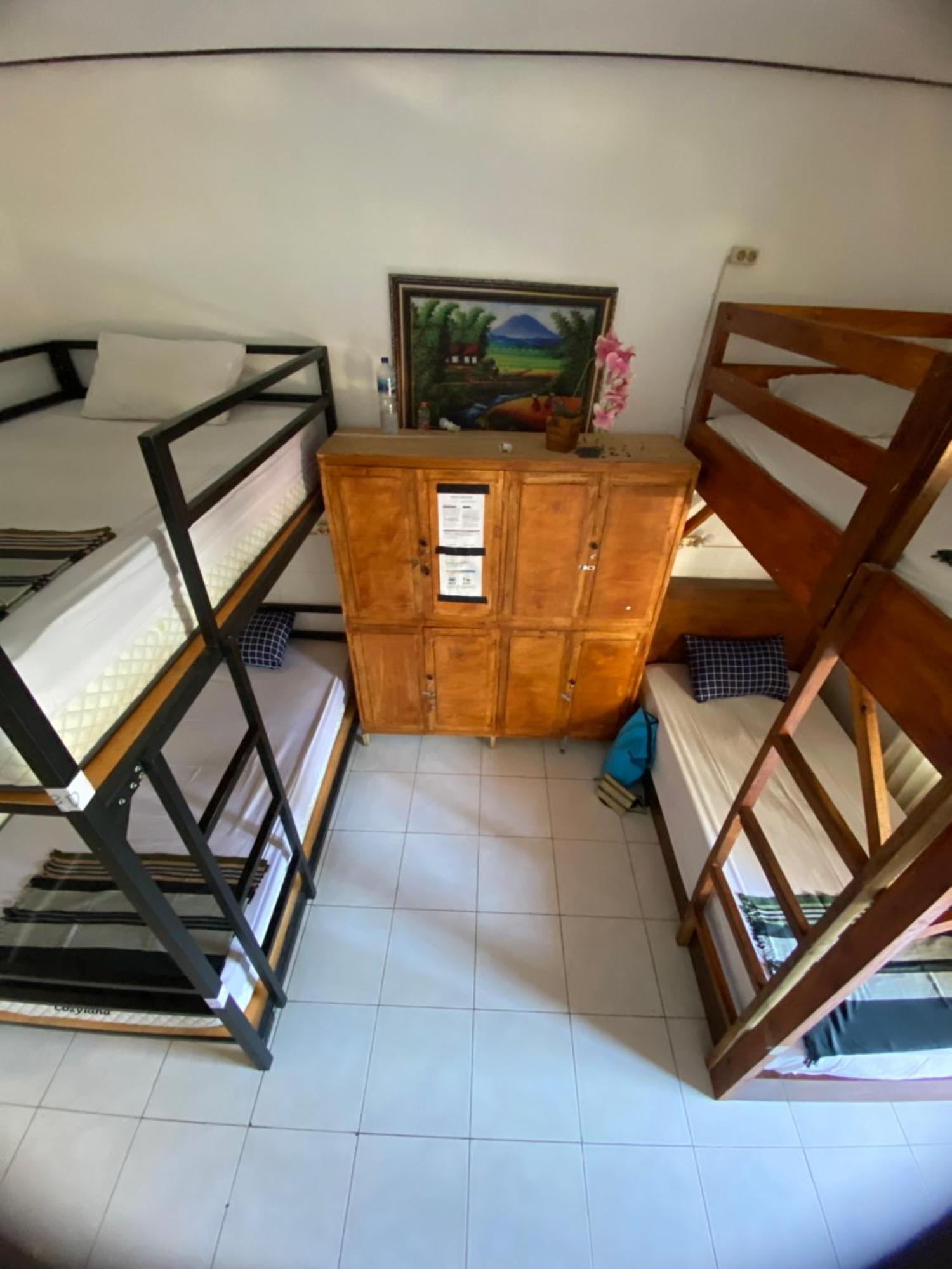 My Art Hostel Batununggul Buitenkant foto