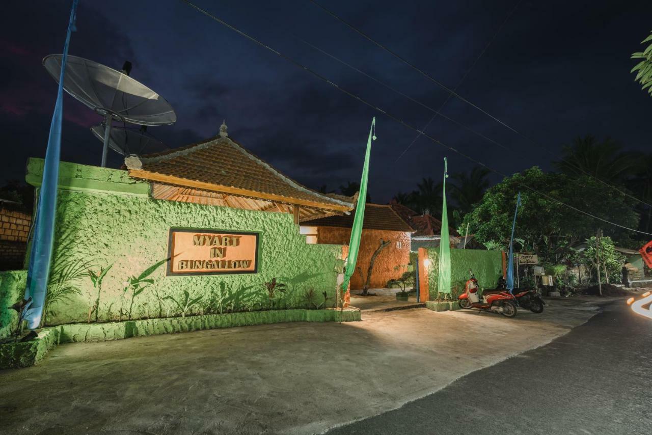 My Art Hostel Batununggul Buitenkant foto